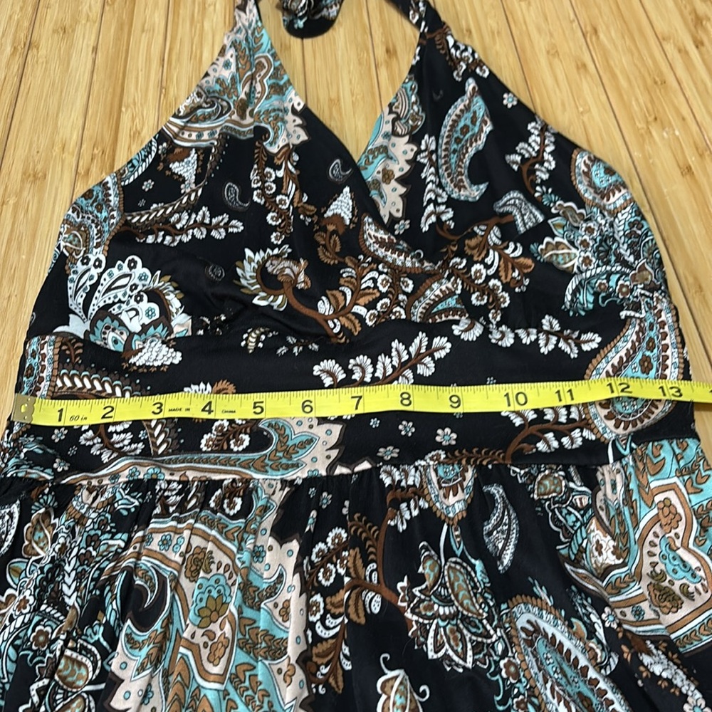 Paisley Halter Dress. Size 4. NWOT. - Picture 8 of 10